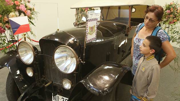 Tradiční autosalon na litoměřickém výstavišti Zahrada Čech, pátek 11. května 2018.