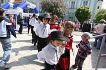 Den s Deníkem v Libochovicích ozdobily také country tance dětí z místní ZUŠ.