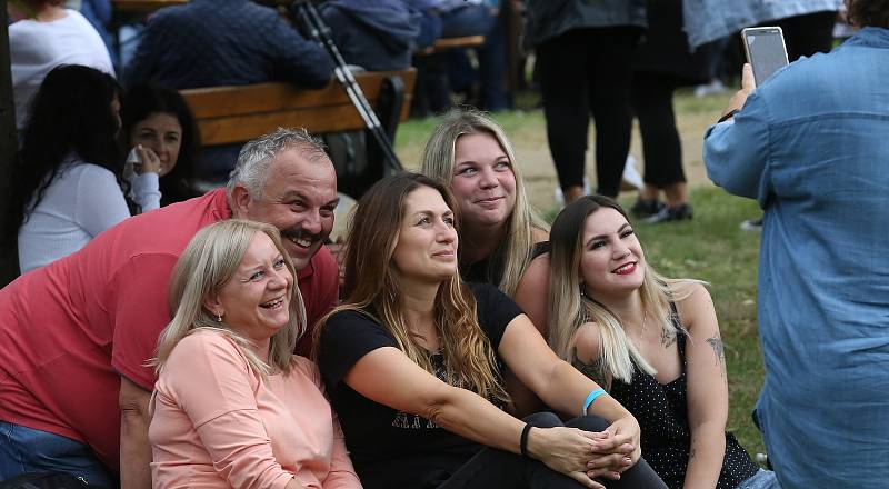 Roudnické vinobraní, koncert skupin Slza a Wohnout.