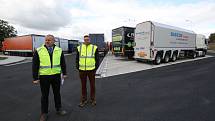 Na dálnici D8 u Lovosic vybudovalo ŘSD nové odstavné parkoviště pro kamiony