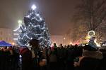 Slavnostní rozsvícení vánočního stromu na Mírovém náměstí v Litoměřicích v roce 2022.