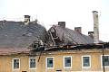 V Terezínských Žižkových kasárnách se po deštích propadla další část střechy. Tentokrát spadla střecha v části nalevo od minulého propadu.