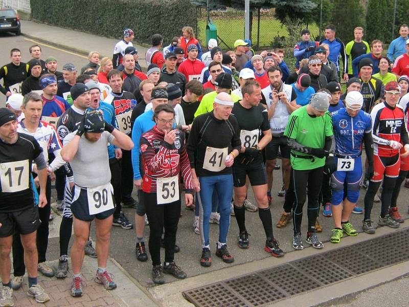 Výběh na Lovoš 2012 - start.