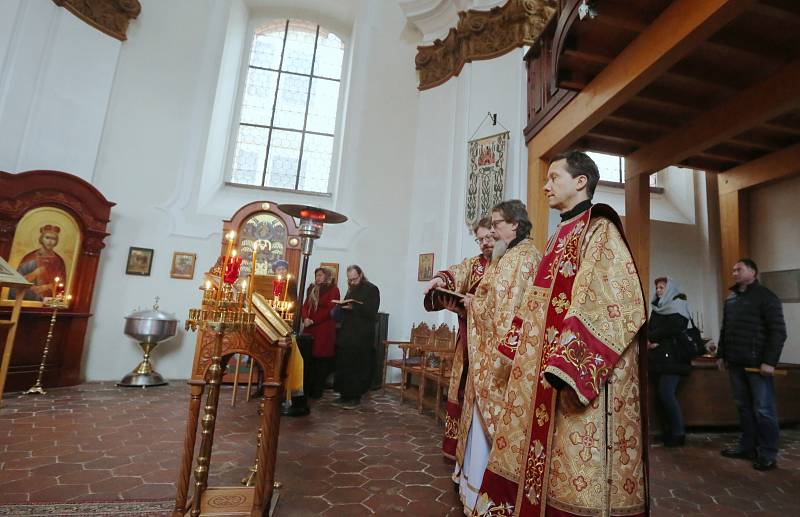 Pravoslavná církev slaví Vánoce. Bohoslužbu sloužil nový pravoslavný kněz Ivan Hadrava.