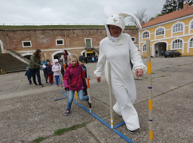 Slavnostní otevření pevnosti v Terezíně provázely pohádkové postavy 