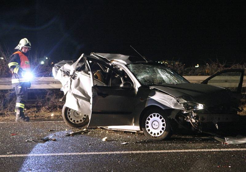 Čtvrteční nehoda na dálnici u Lovosic