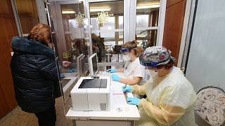 FOTO: V litoměřické nemocnici začalo antigenní testování na koronavirus -  Litoměřický deník