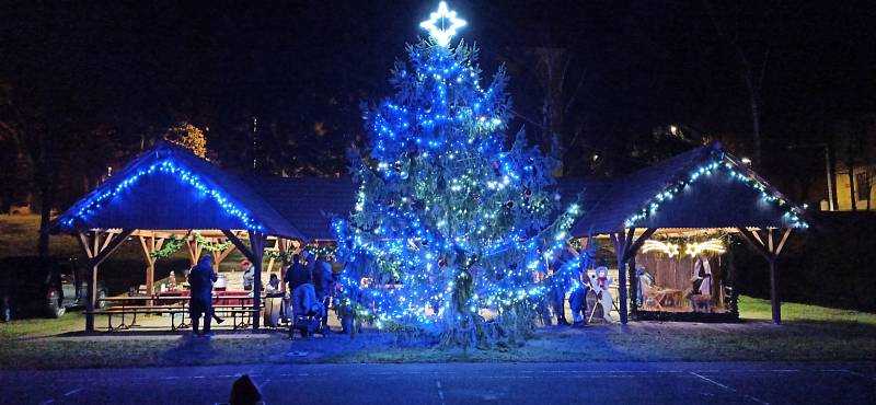 Vánoční strom v Chotěšově