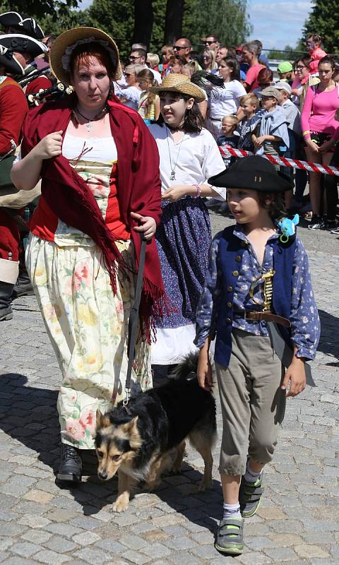 Piráti svedli bitvu v terezínské pevnosti.