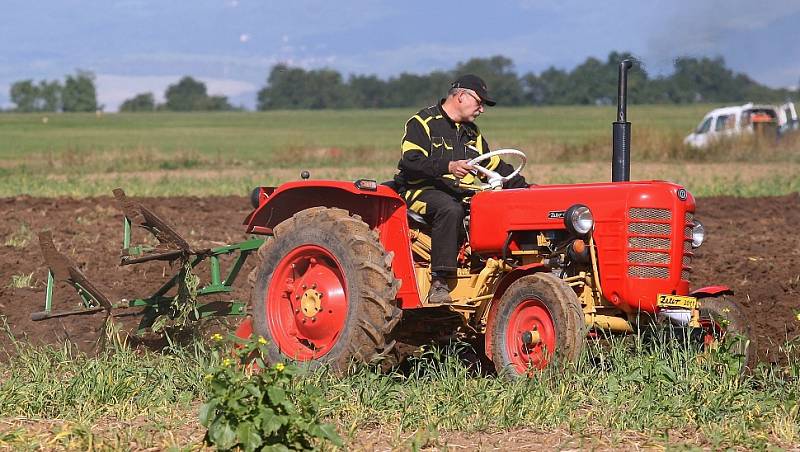 Mistrovství ČR v orbě a tradiční výstava traktorů v Roudnici