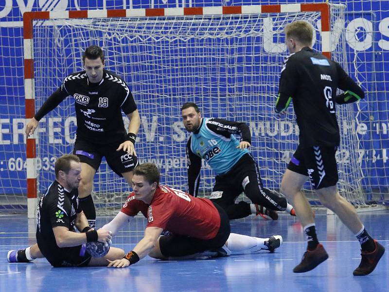 HK FCC Město Lovosice – HC Robe Zubří 26:24.