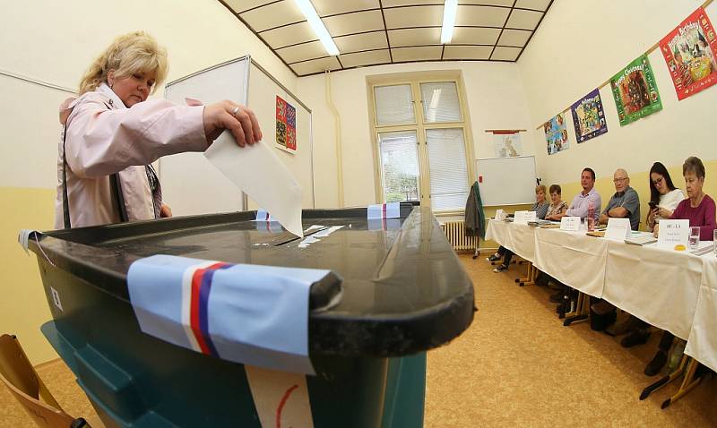 Sobotní volby v Roudnici nad Labem