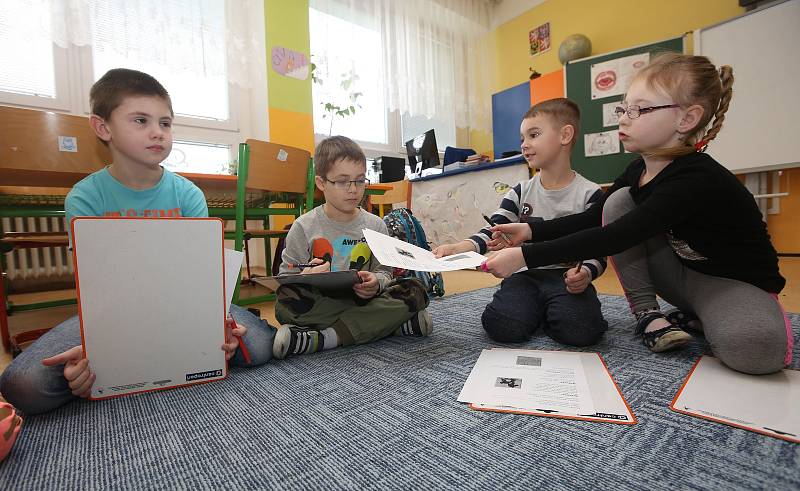 Výukový program liběšické základní školy vyhovuje rodičům i dětem.