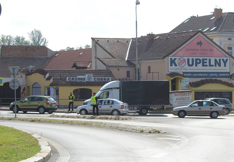 Řidiče čekají při cestě do Litoměřic kvůli veletrhu Zahrada Čech tradiční dopravní komplikace