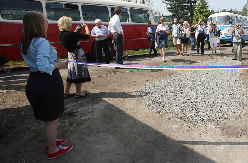 Slavnostní otevření expozice železniční trati a regionálního muzea Lovečkovic.