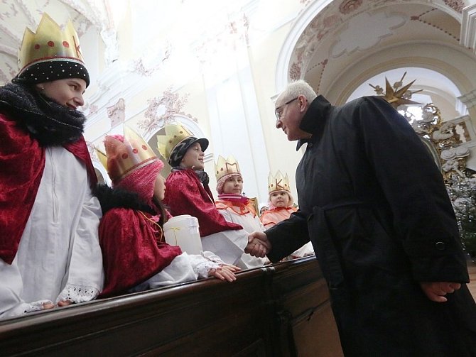 Tříkráloví koledníci dostali požehnání od biskupa Jana Baxanta.