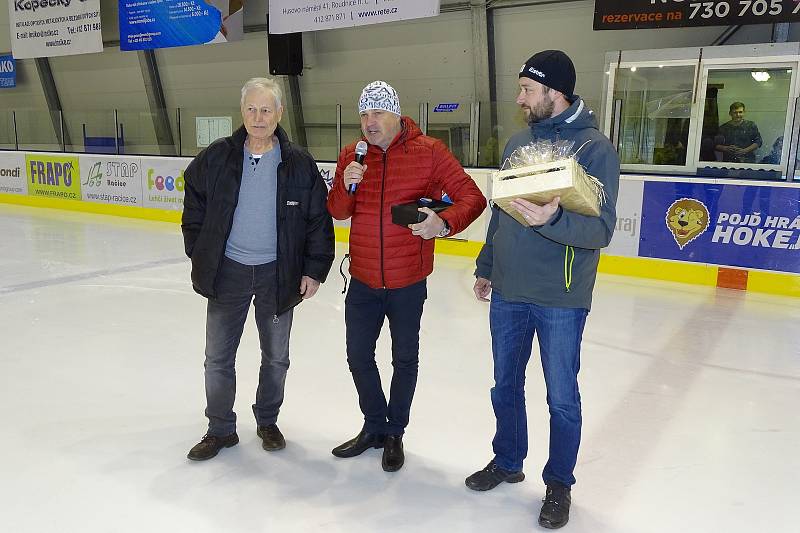 Slavnostní rozloučení s patriotem klubu HC Roudnice n. L. Zdeňkem Novákem.