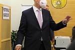 Andrej Babiš, předseda vlády a lídr kandidátky ANO v Ústeckém kraji, odvolil v pátek 8. října odpoledne v Lovosicích