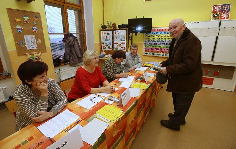 Prezidentské volby v Třebenicích na Lovosicku. Sobota 13. ledna