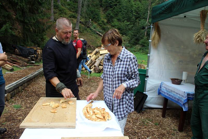 Dny řemesel Českého Švýcarska na Dolském Mlýně.