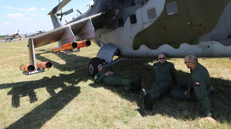 Sobotní program 14. ročníku Memorial Air Show v Roudnici nad Labem.