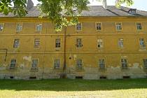 Původní vojenská nemocnice v Terezíně, kde zemřel Garvilo Princip.
