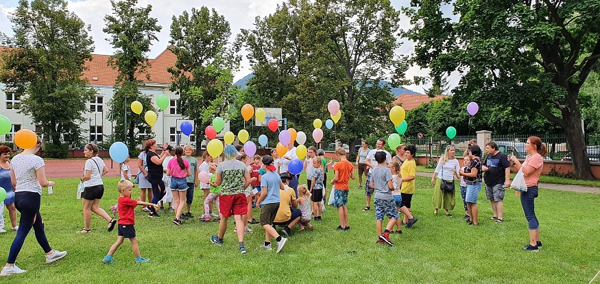 Základní škola v Lovosicích pro děti pořádala i letos tábor, první turnus