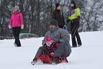 Sáňky, boby i snowboardy. Lyžařský areál u Tašova praskal ve švech