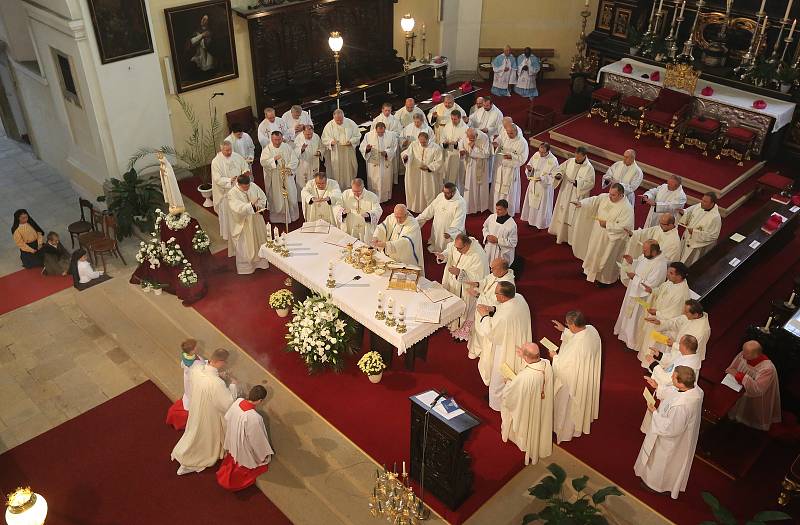 Milostná socha Panny Marie Fatimské zavítala do Litoměřic.