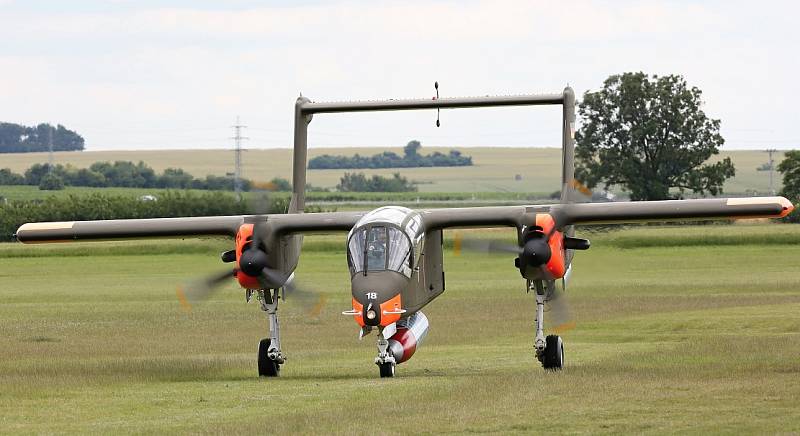 Do Roudnice přiletěli první účastníci víkendové Air Show.