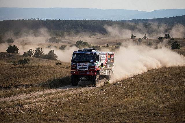 Martin Kolomý vyhrál maďarskou rally na třech kolech.