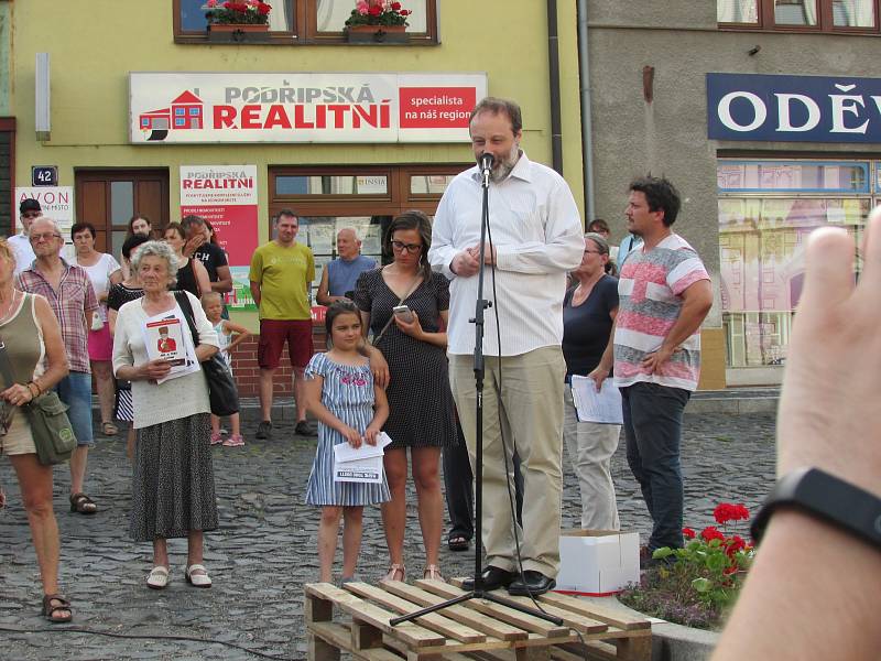 Demonstrace v Roudnici nad Labem, 11. června 2019