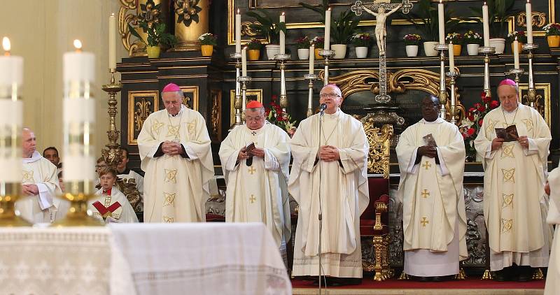 Litoměřický biskup Jan Baxant slavil kulaté narozeniny.