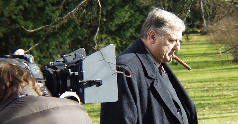 Natáčení komisaře Maigreta na zámku Ploskovice v roce 2003