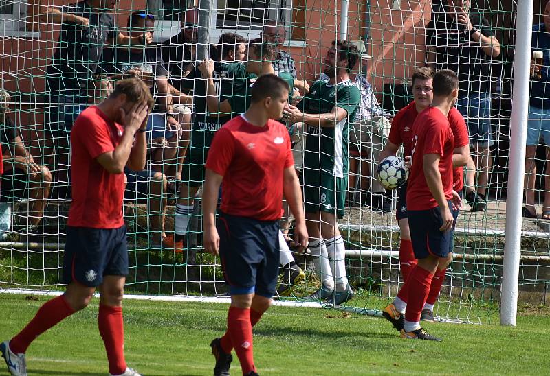 Sport fotbal I.B třída Pokratice - Junior Děčín 5:3