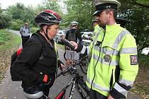 Policisté kontrolovali cyklisty