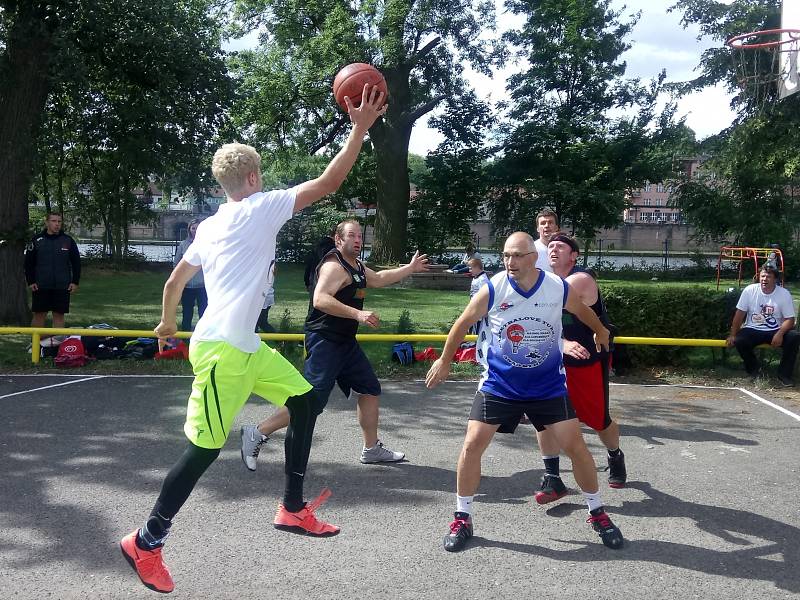 Streetbalový turnaj v Roudnici nad Labem.