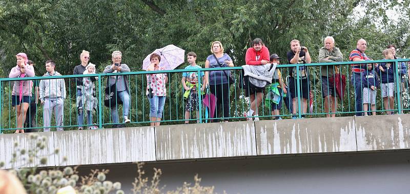 45. ročník tradiční neckyády v Břežanech