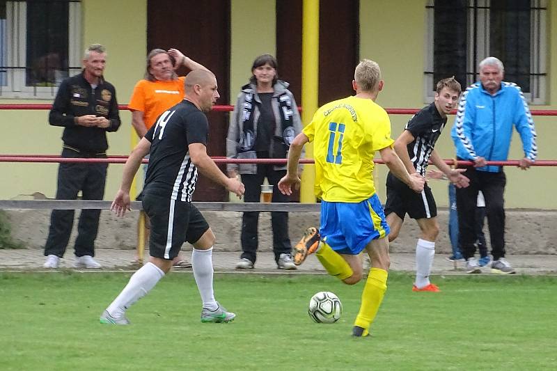 1.B třída sk. A: Sokol České Kopisty (ve žlutém) - TJ Mojžíř 0:3