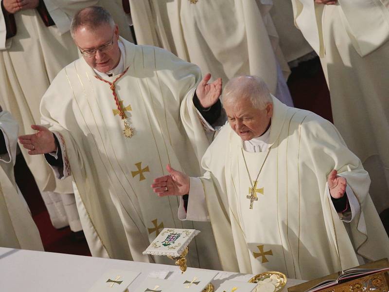 Missa chrismatis v katedrále sv. Štěpána v Litoměřicích.