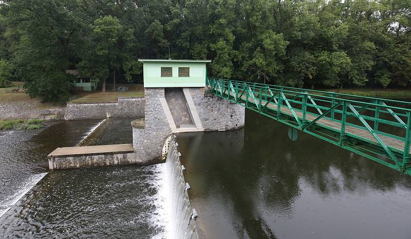 U příležitosti Dne evropského dědictví mohli zájemci navštívit vodní elektrárnu a jez v Doksanech.