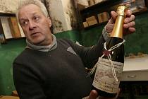 Roudnické Lobkowiczké zámecké vinařství připravilo poprvé v historii sekt vyrobený klasickou metodou jako ve Francii.