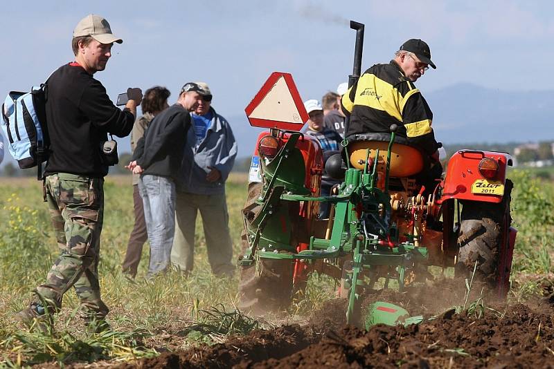 Mistrovství ČR v orbě a tradiční výstava traktorů v Roudnici