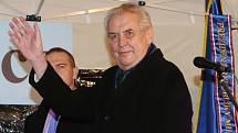 Miloš Zeman při návštěvě Libochovic a Štětí v listopadu 2016