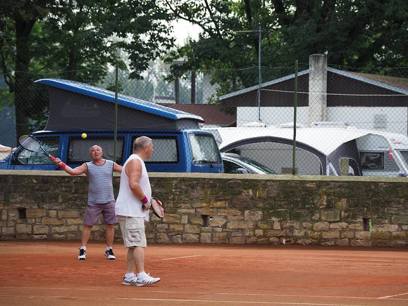 Hermína Cup 2017 se tradičně uskutečnil na antukových kurtech tenisového oddílu na Střeleckém ostrově v Litoměřicích. 