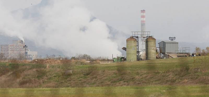 Zátah kriminálky  a armády na skládce u Lukavce