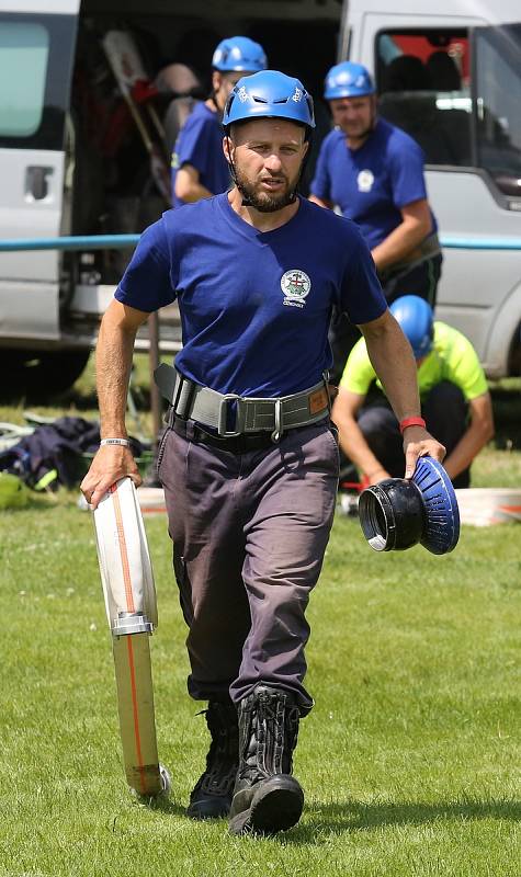 Memoriál Lubomíra Henzla v požárním sportu proběhl v neděli v Lukavci. V pořadí již šestý memoriál hostil kromě domácího družstva dalších pět družstev SDH. Podívejte se na fotografie z této soutěže.