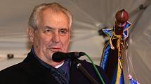 Miloš Zeman při návštěvě Libochovic a Štětí v listopadu 2016