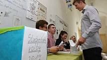 Studentské volby na gymnáziu v Roudnici nad Labem