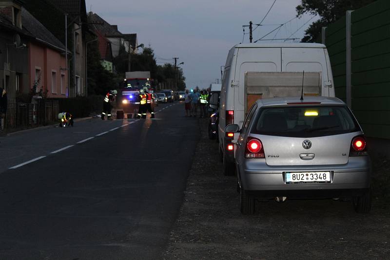 Při nehodě zemřel motorkář.